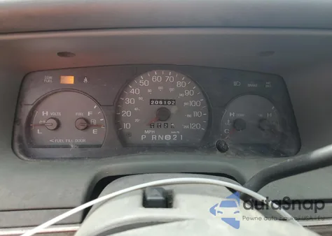 1999 Mercury Grand Marquis Gs z USA, uszkodzony, nr VIN 2MEFM74WXXX635856